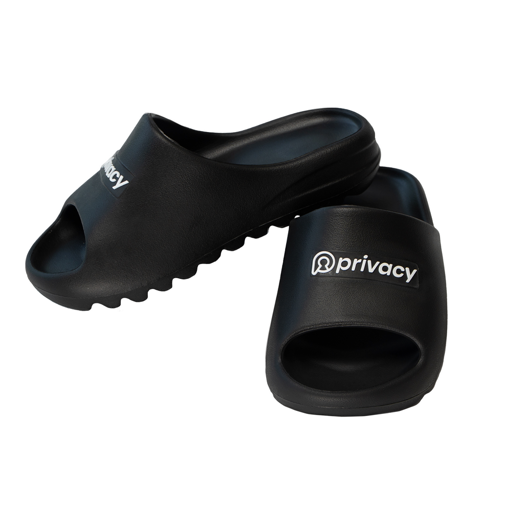 Chinelo Slide Privacy