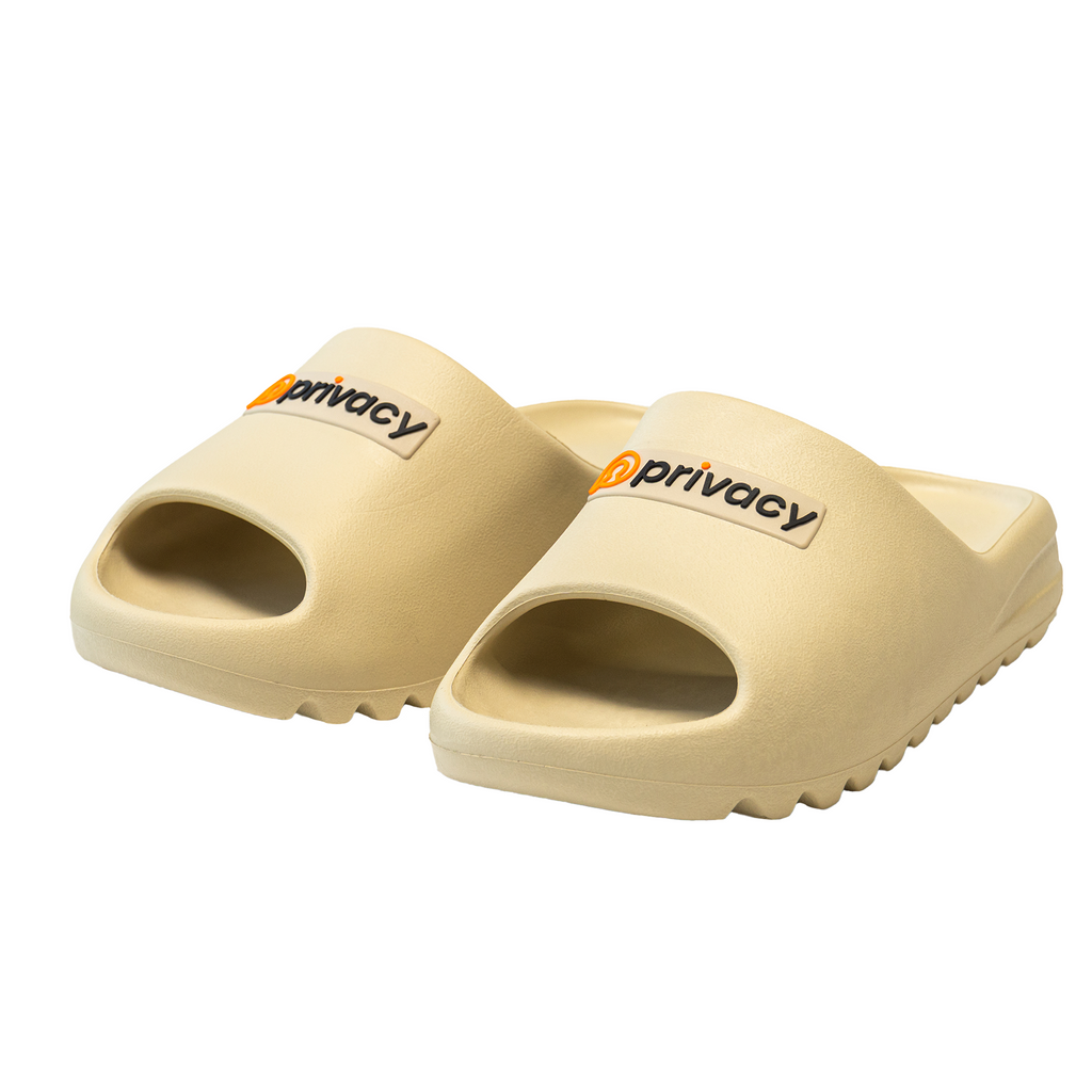 Chinelo Slide Privacy
